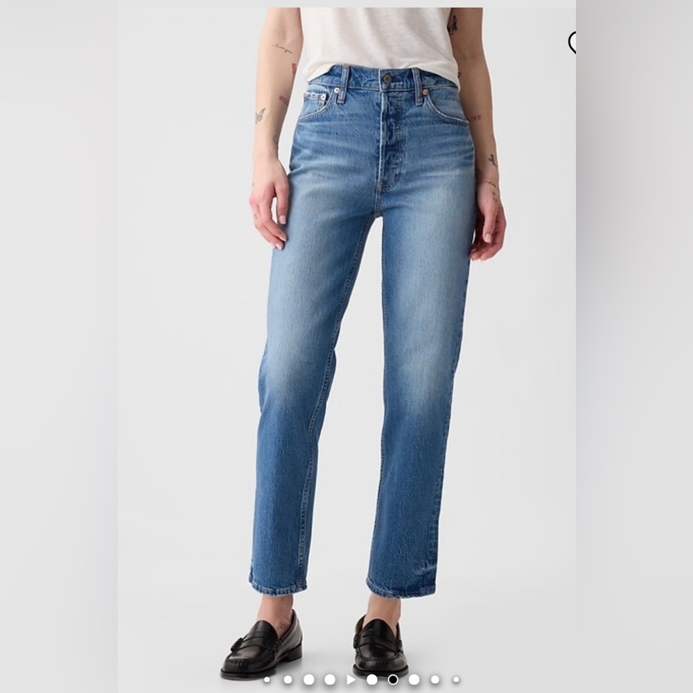 GAP straight leg Jeans size 28 R